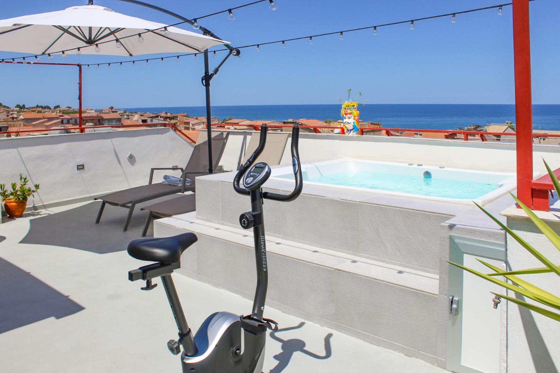Duca D'Aosta Terrace, Skypool & Sauna Acquedolci Exteriör bild